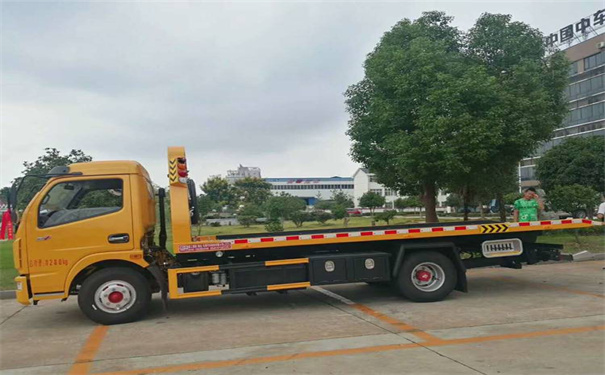 吉林定远24小时拖车救援电话号码，定远道路救援公司怎么收费的